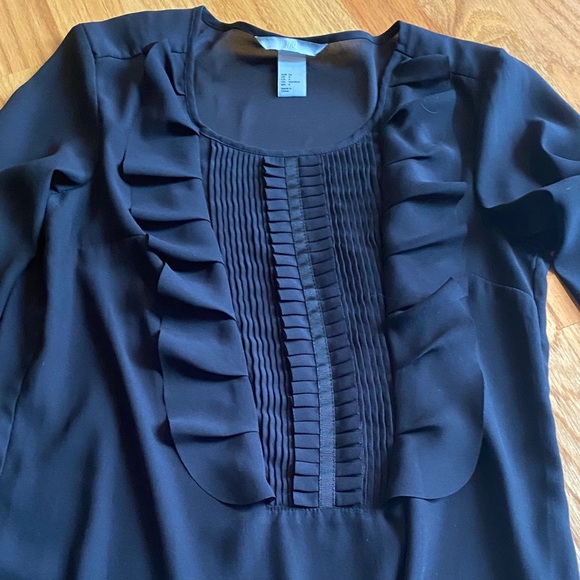 H&M Elegant Black Ruffle Blouse - Picture 3 of 4